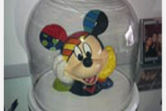 CLOCHE-EN-VERRE-POUR-SCULPTURE-MICKEY